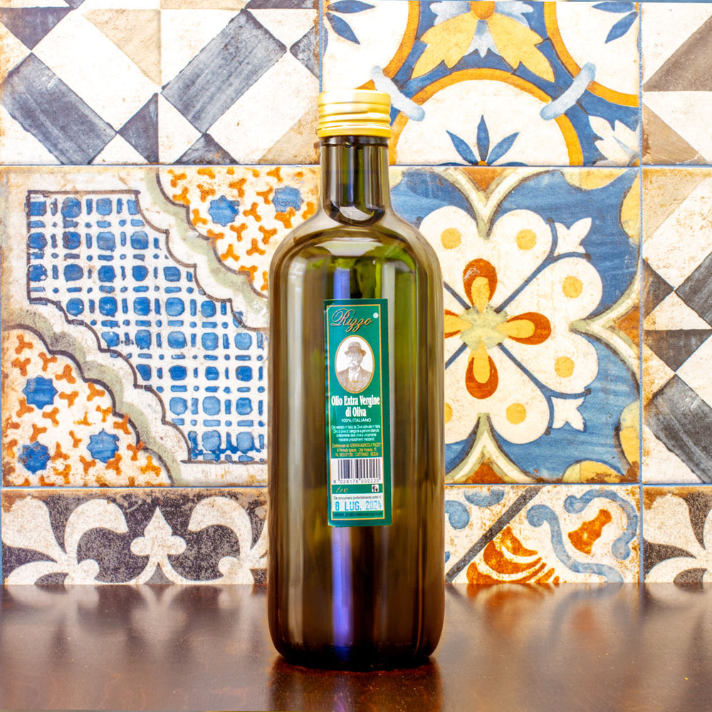 Olio extraverigine di oliva in bottiglia