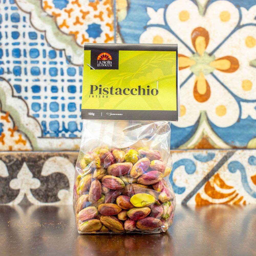 Pistacchi interi